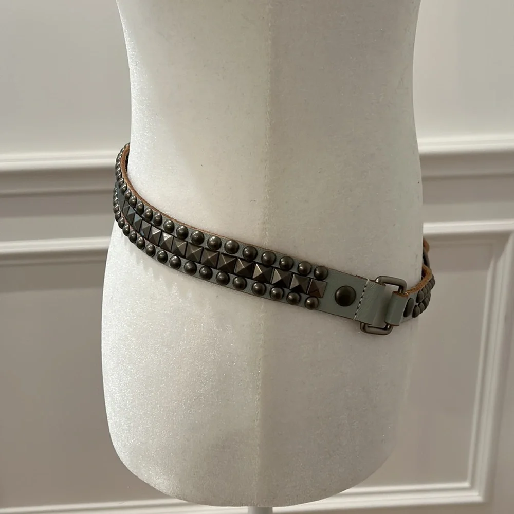 Teal embellished belt with grommets size medium‎
